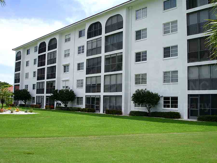 High Point Country Club Condo Building